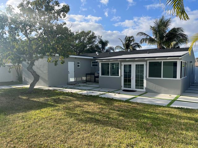 355 Maddock Street Street, West Palm Beach, FL 33405