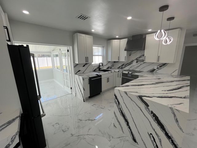 355 Maddock Street Street, West Palm Beach, FL 33405