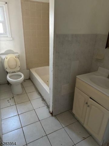 391 Alden St, City Of Orange Twp., NJ 07050