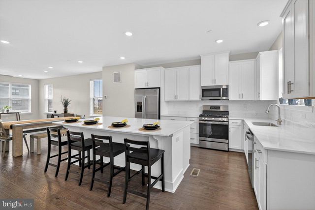 125 LEWIS FISHER, Titusville, NJ 08560