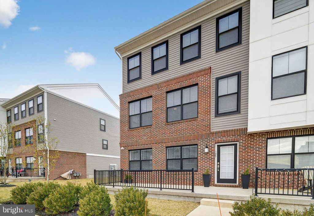 125 LEWIS FISHER, Titusville, NJ 08560