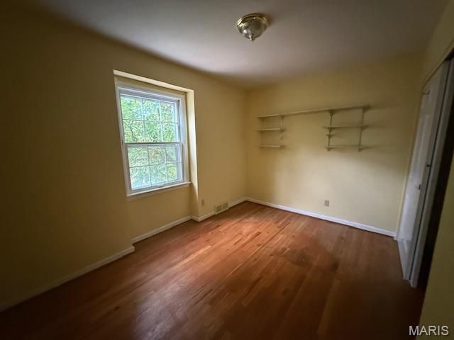 1060 Port Diane Drive, St Louis, MO 63146