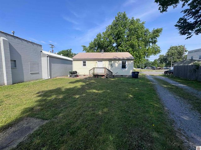 800 Mayfield Rd., Paducah, KY 42003