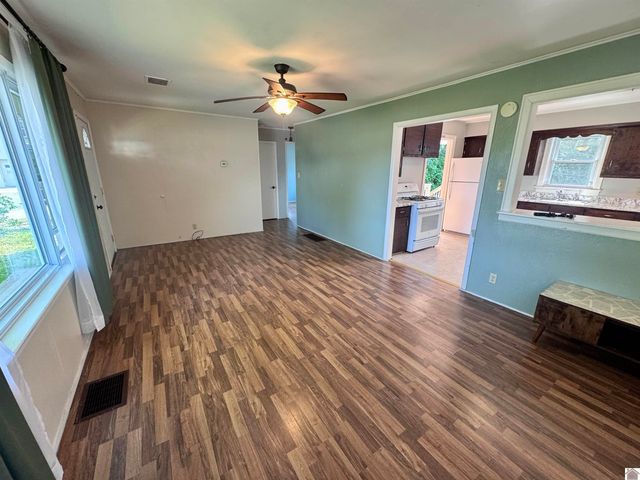 800 Mayfield Rd., Paducah, KY 42003