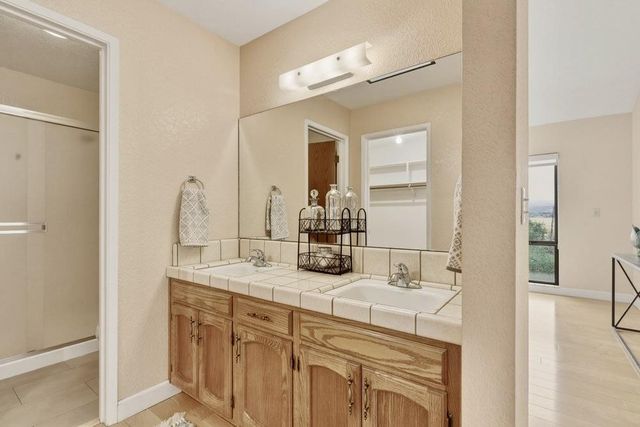 737 Helen Drive, Hollister, CA 95023