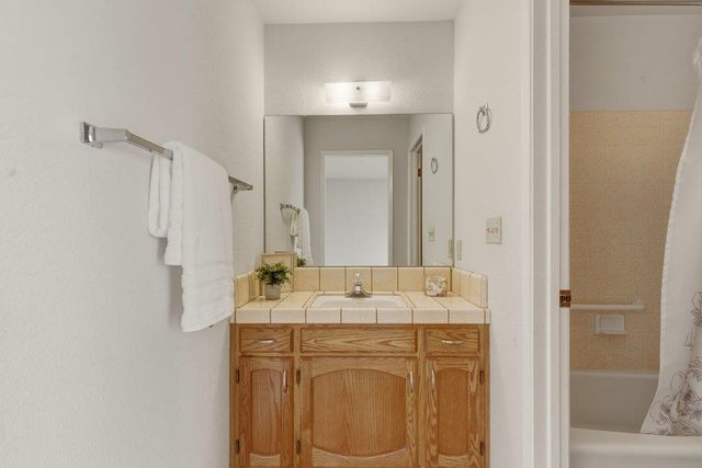737 Helen Drive, Hollister, CA 95023