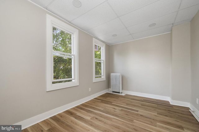 1038 WALNUT ST, Reading, PA 19601