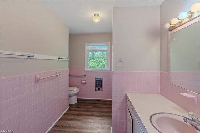 143 Gwynwood Drive, Mount Airy, NC 27030