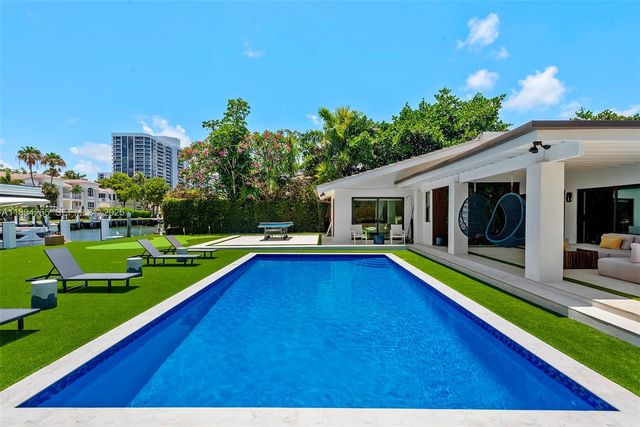 207 Holiday Drive, Hallandale Beach, FL 33009