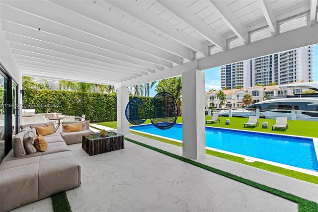 207 Holiday Drive, Hallandale Beach, FL 33009