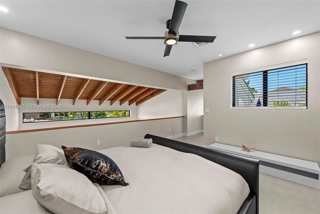 207 Holiday Drive, Hallandale Beach, FL 33009
