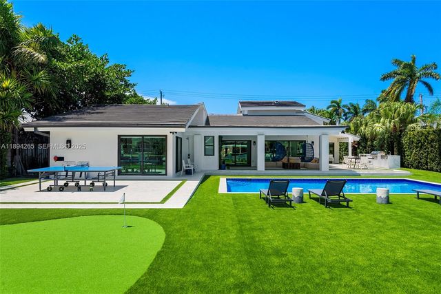 207 Holiday Drive, Hallandale Beach, FL 33009