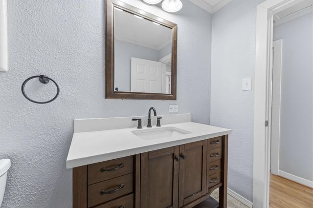 9766 Westview Drive, Houston, TX 77055