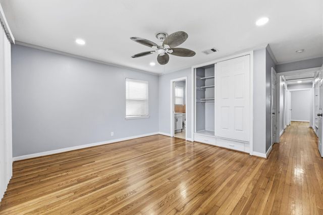 9766 Westview Drive, Houston, TX 77055