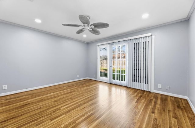 9766 Westview Drive, Houston, TX 77055