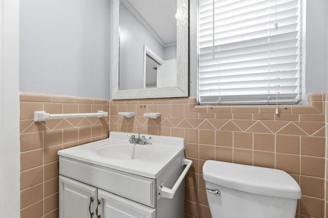 9766 Westview Drive, Houston, TX 77055