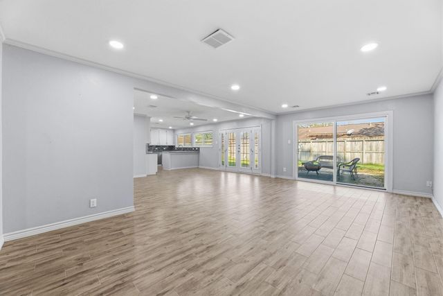 9766 Westview Drive, Houston, TX 77055