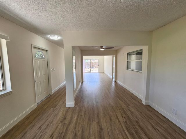 4824 NW 5TH Street, Delray Beach, FL 33445