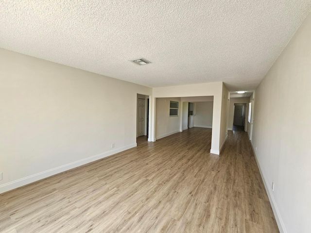 4824 NW 5TH Street, Delray Beach, FL 33445