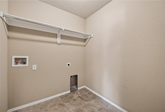 2303 Elmwood Avenue, Lowell, AR 72745