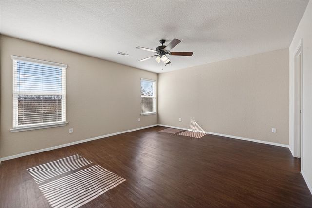 2303 Elmwood Avenue, Lowell, AR 72745