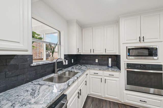 1315 Barclay Drive, Carrollton, TX 75007