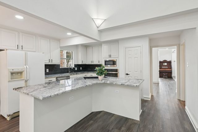 1315 Barclay Drive, Carrollton, TX 75007