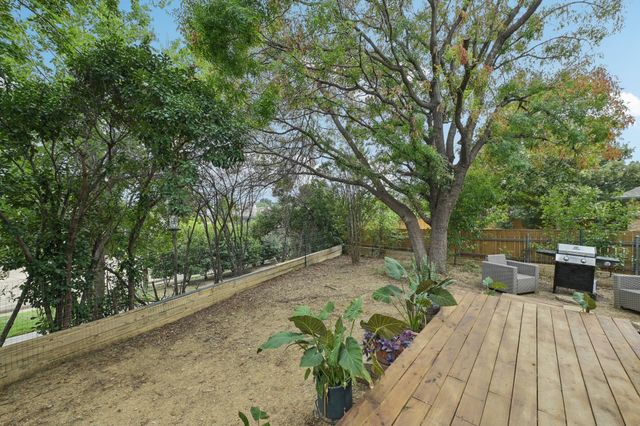 1315 Barclay Drive, Carrollton, TX 75007