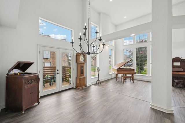 1315 Barclay Drive, Carrollton, TX 75007
