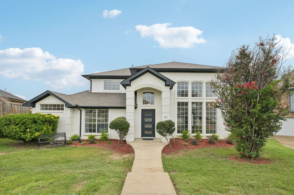 1315 Barclay Drive, Carrollton, TX 75007