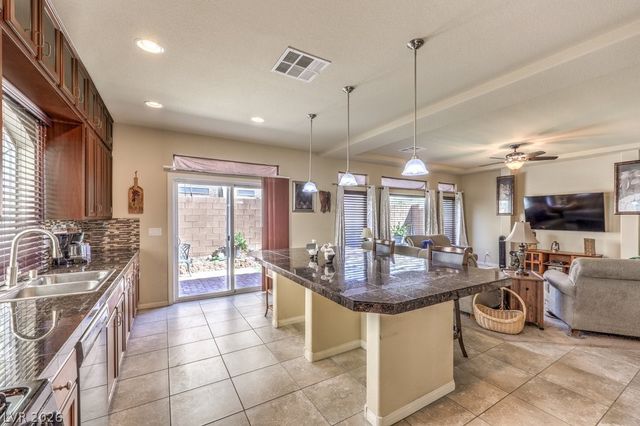 5914 Gordon Creek Avenue, Las Vegas, NV 89139