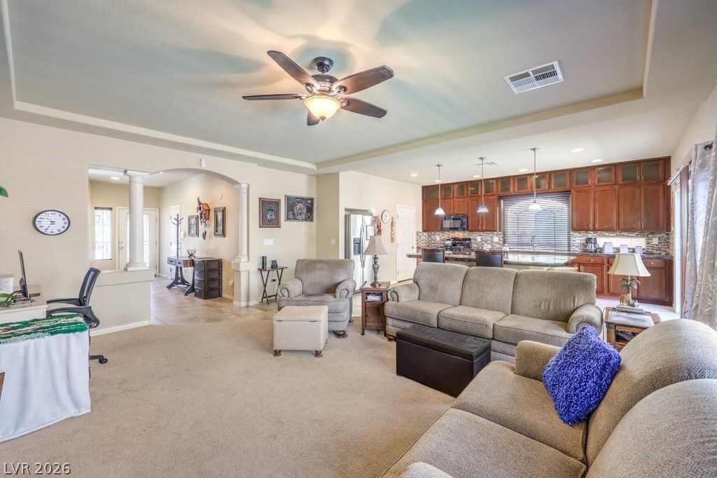 Image 23 of property listing at 5914 Gordon Creek Avenue, Las Vegas, NV 89139