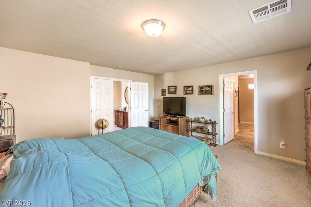 Image 35 of property listing at 5914 Gordon Creek Avenue, Las Vegas, NV 89139