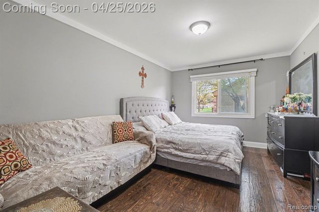 41326 Ambercrest Drive, Sterling Heights, MI 48314