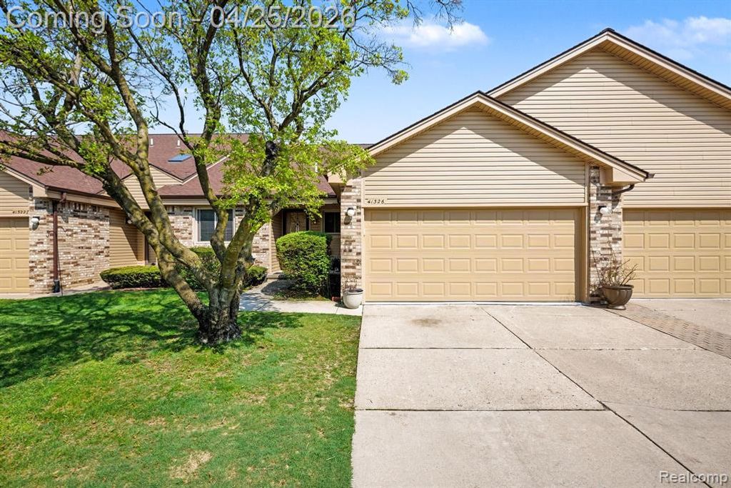 41326 Ambercrest Drive, Sterling Heights, MI 48314