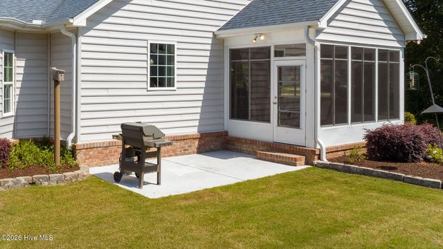 8859 Pickens Place NW, Calabash, NC 28467