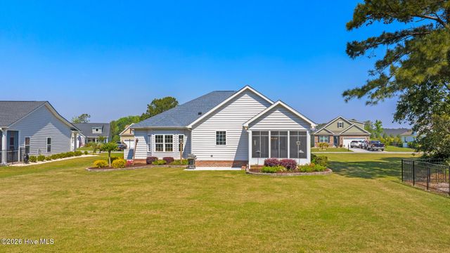 8859 Pickens Place NW, Calabash, NC 28467
