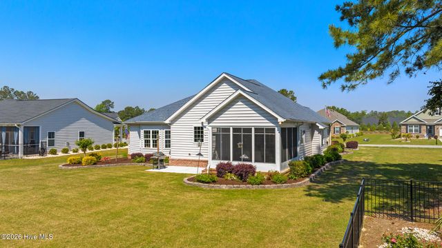 8859 Pickens Place NW, Calabash, NC 28467