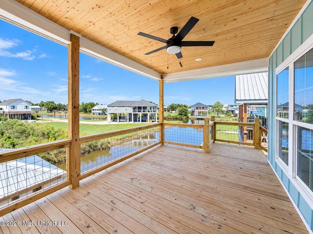 11157 New York Street, Bay Saint Louis, MS 39520