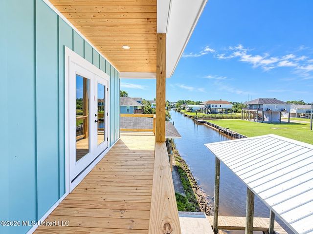 11157 New York Street, Bay Saint Louis, MS 39520