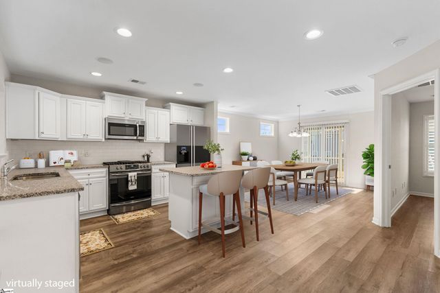 118 Frost Flower Way, Fountain Inn, SC 29644