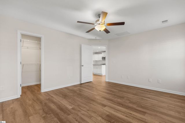 118 Frost Flower Way, Fountain Inn, SC 29644