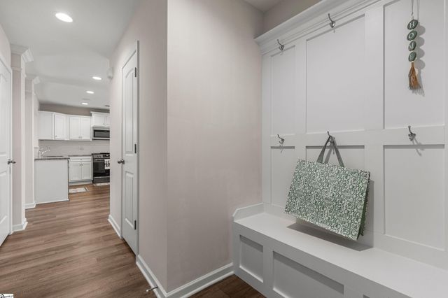 118 Frost Flower Way, Fountain Inn, SC 29644