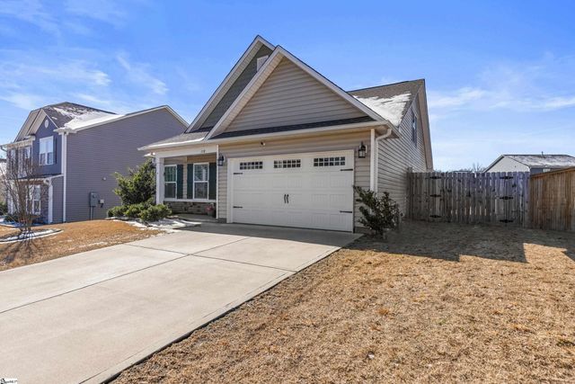 118 Frost Flower Way, Fountain Inn, SC 29644