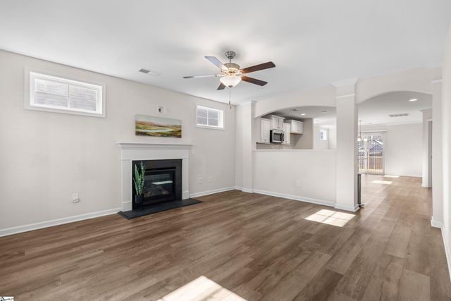 118 Frost Flower Way, Fountain Inn, SC 29644