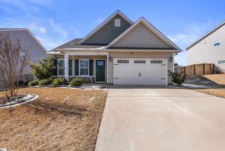 118 Frost Flower Way, Fountain Inn, SC 29644