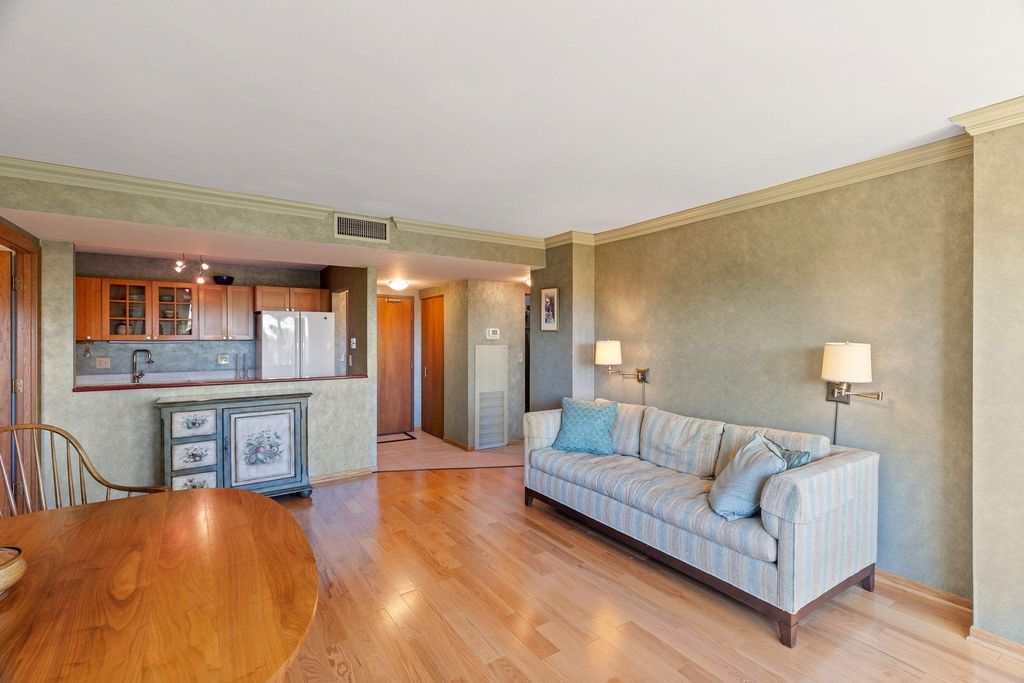 1425 W 28th Street 508, Minneapolis, MN 55408 — photo 5