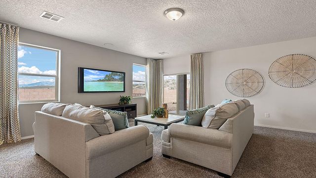 1499 Las Colinas Road NW, Los Lunas, NM 87031