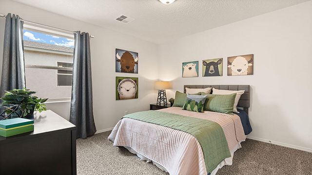 1499 Las Colinas Road NW, Los Lunas, NM 87031