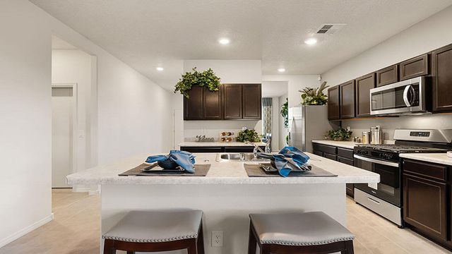 1499 Las Colinas Road NW, Los Lunas, NM 87031